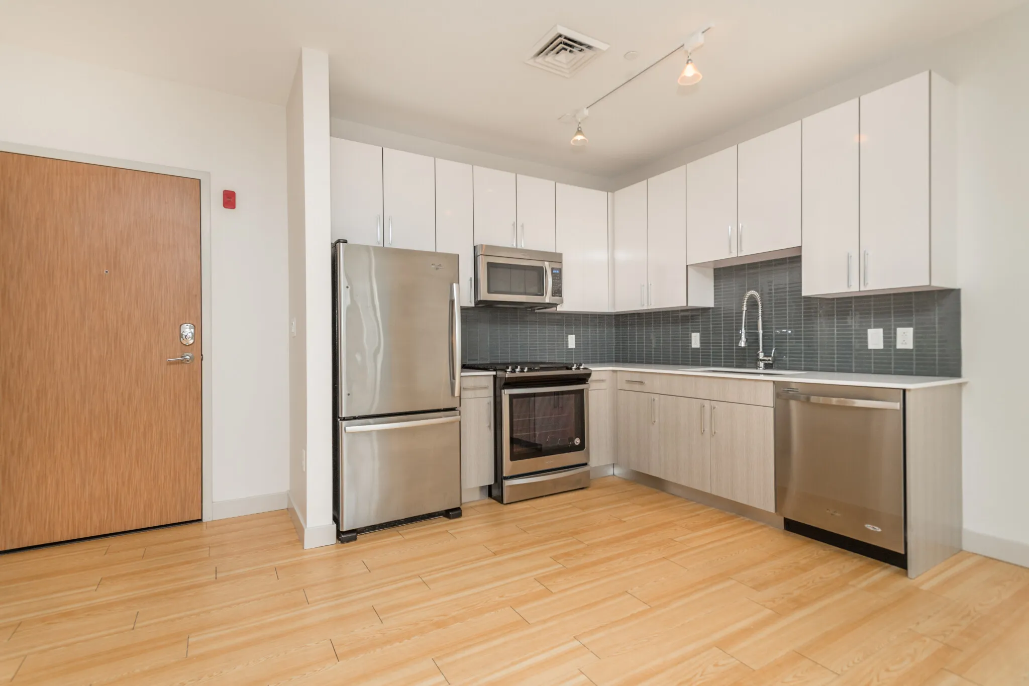 1 bed, 1 bath apartment for rent at 320 D St Unit 305, South Boston — photo 1 of 16