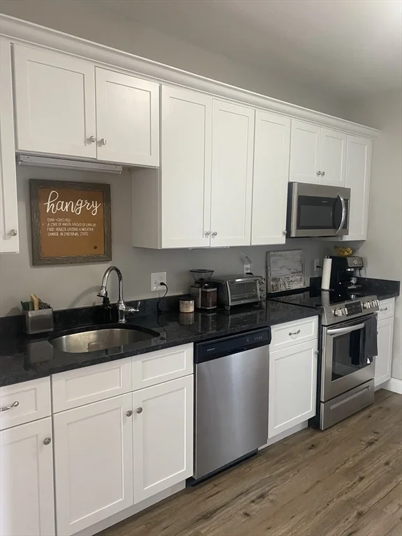 3 bed, 1 bath apartment for rent at 320 Hamiton St Unit 3, Worcester