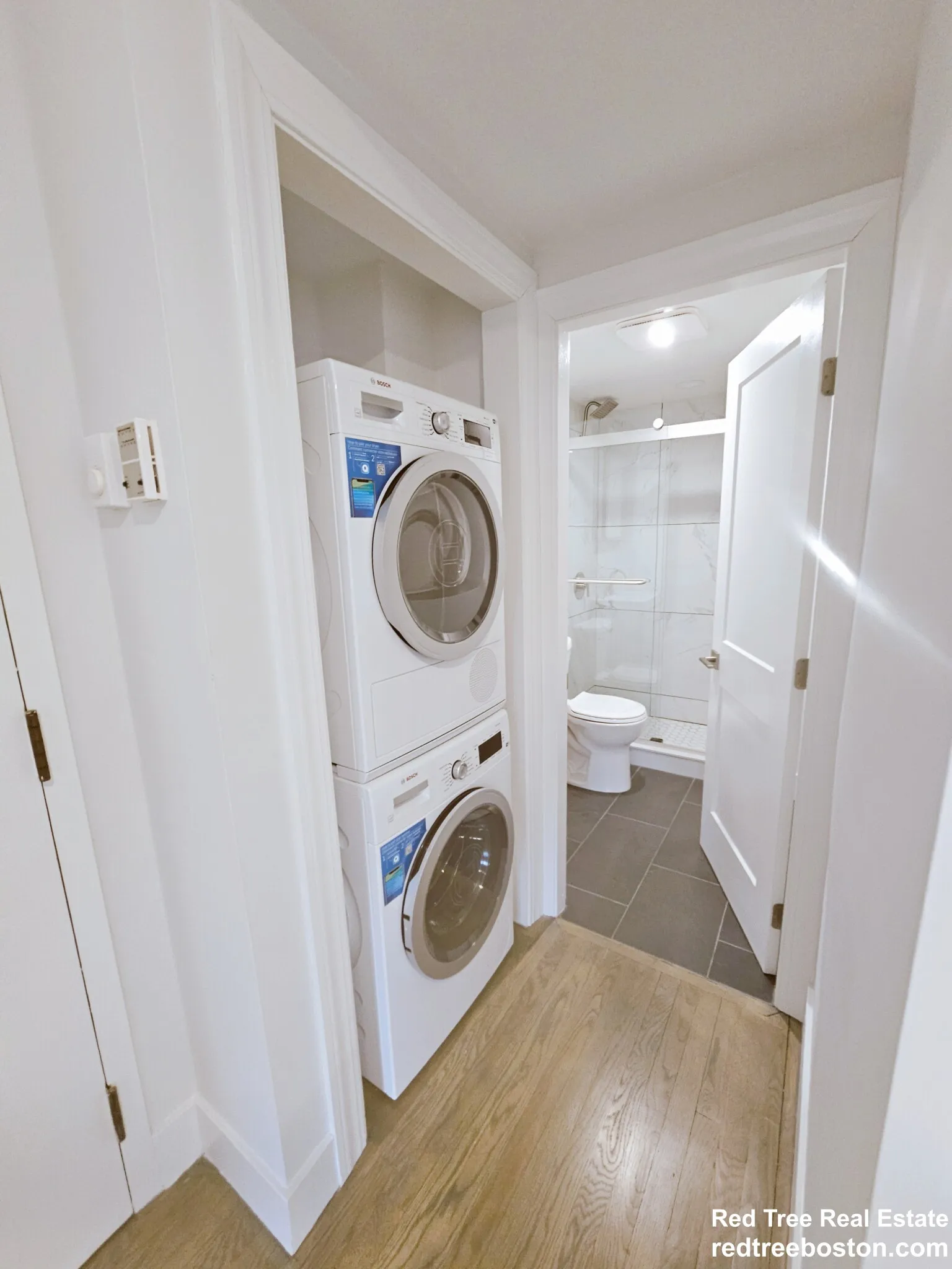 Studio bed, 1 bath apartment for rent at 320 Hammond Pond Pkwa Unit 103, Chestnut Hill — photo 7 of 12