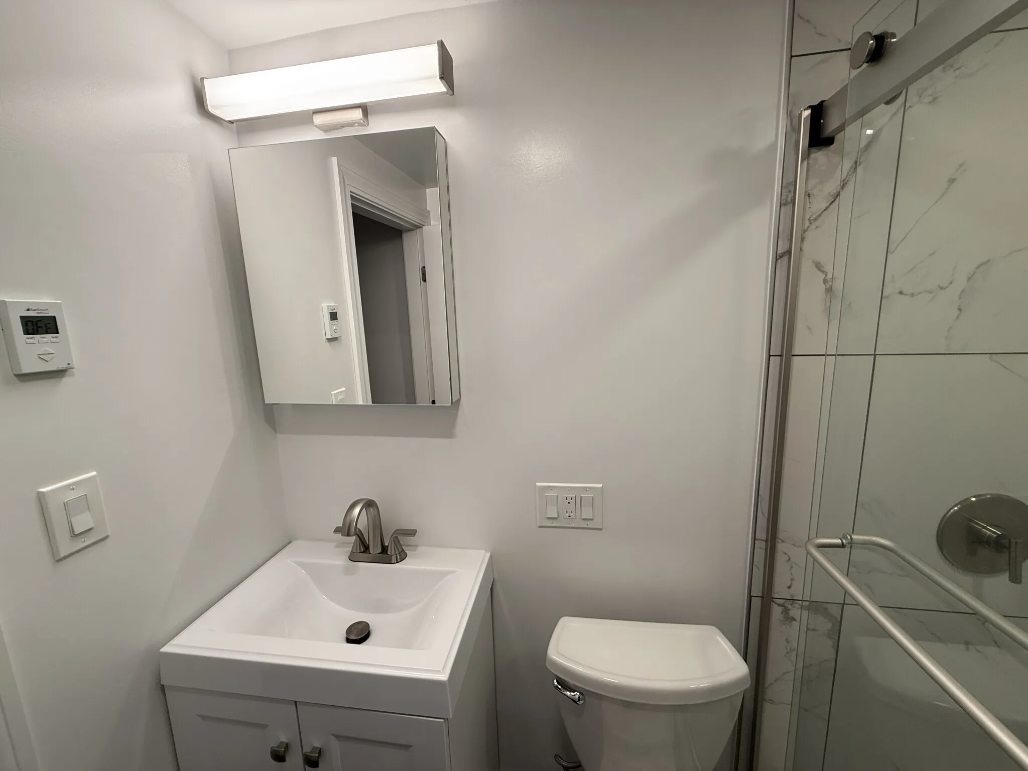 Studio bed, 1 bath apartment for rent at 320 Hammond Pond Pkwa Unit 103R, Chestnut Hill — photo 11 of 14