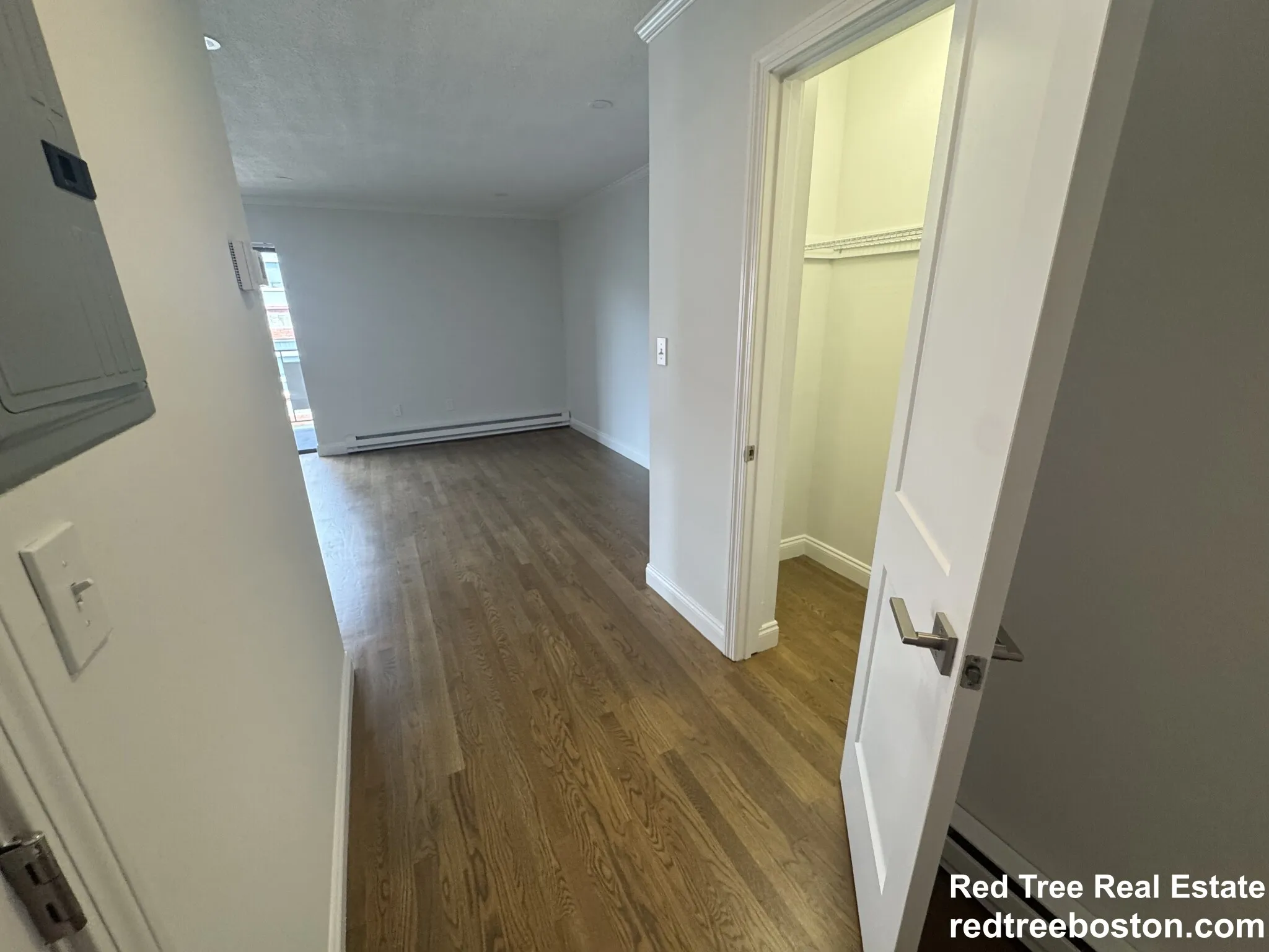 1 bed, 1 bath apartment for rent at 320 Hammond Pond Pkwa Unit 504, Chestnut Hill — photo 5 of 37
