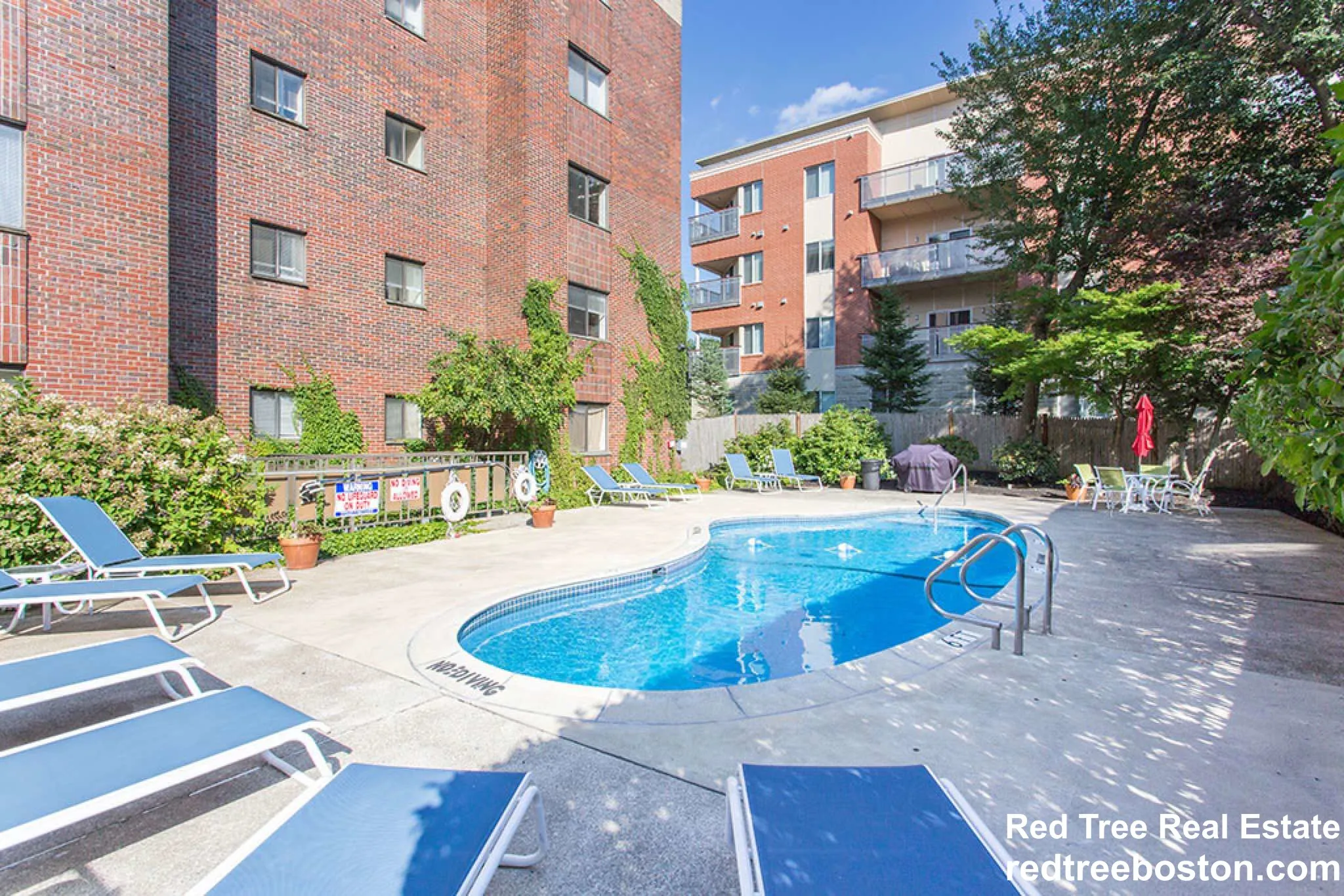 1 bed, 1 bath apartment for rent at 320 Hammond Pond Pkwa Unit 504, Chestnut Hill — photo 33 of 37