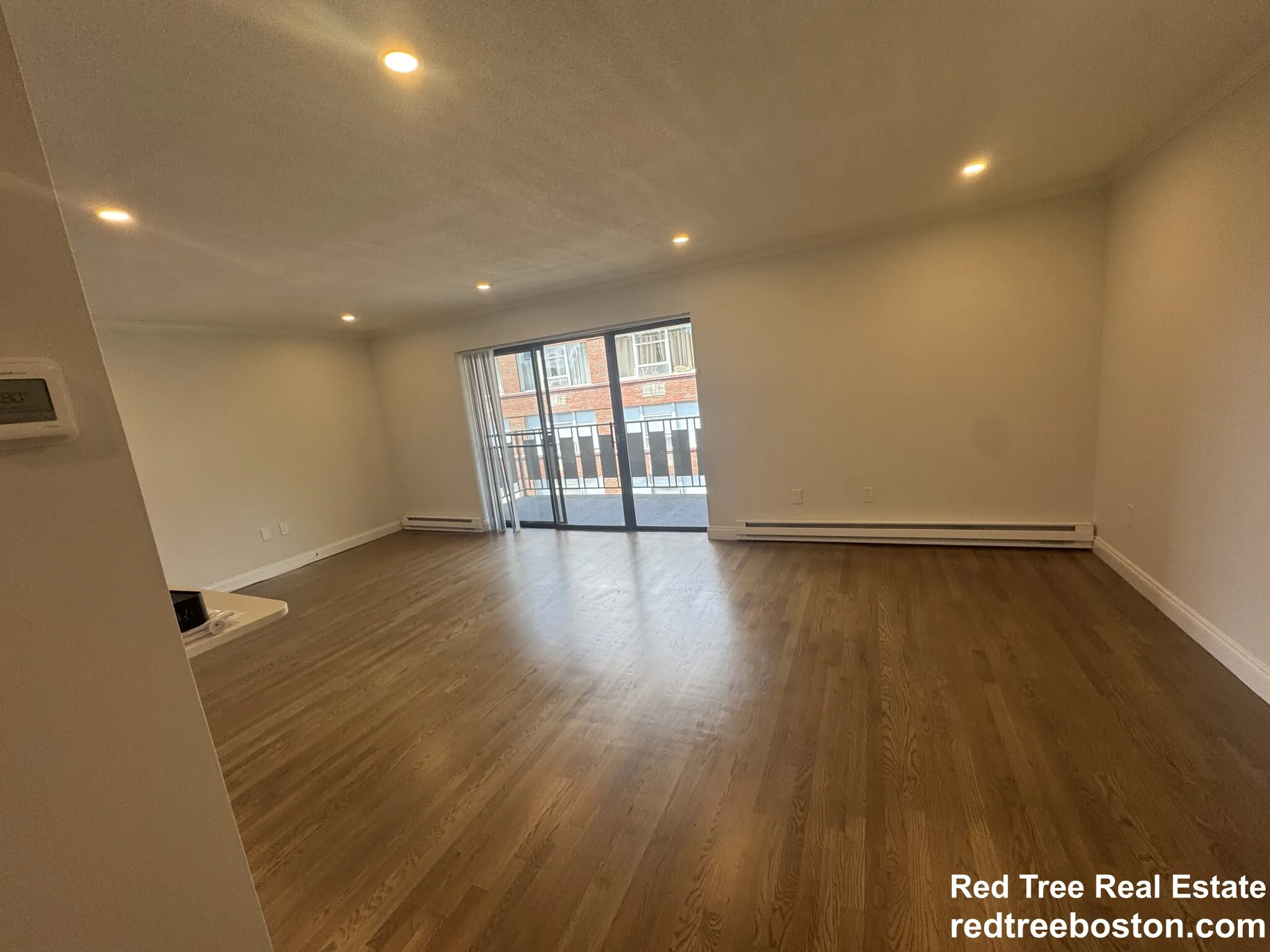 1 bed, 1 bath apartment for rent at 320 Hammond Pond Pkwa Unit 504, Chestnut Hill — photo 6 of 37