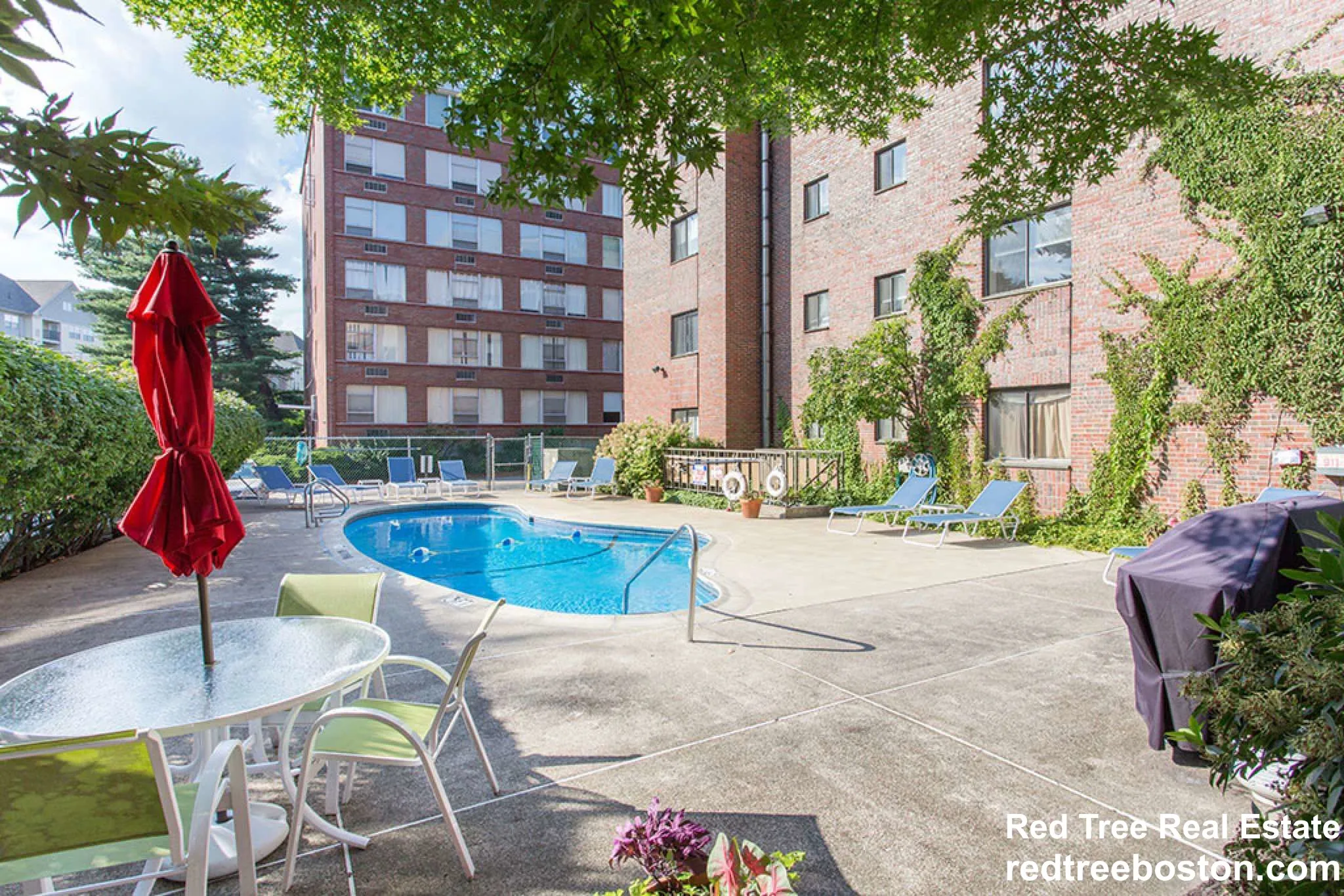 1 bed, 1 bath apartment for rent at 320 Hammond Pond Pkwa Unit 504, Chestnut Hill — photo 32 of 37
