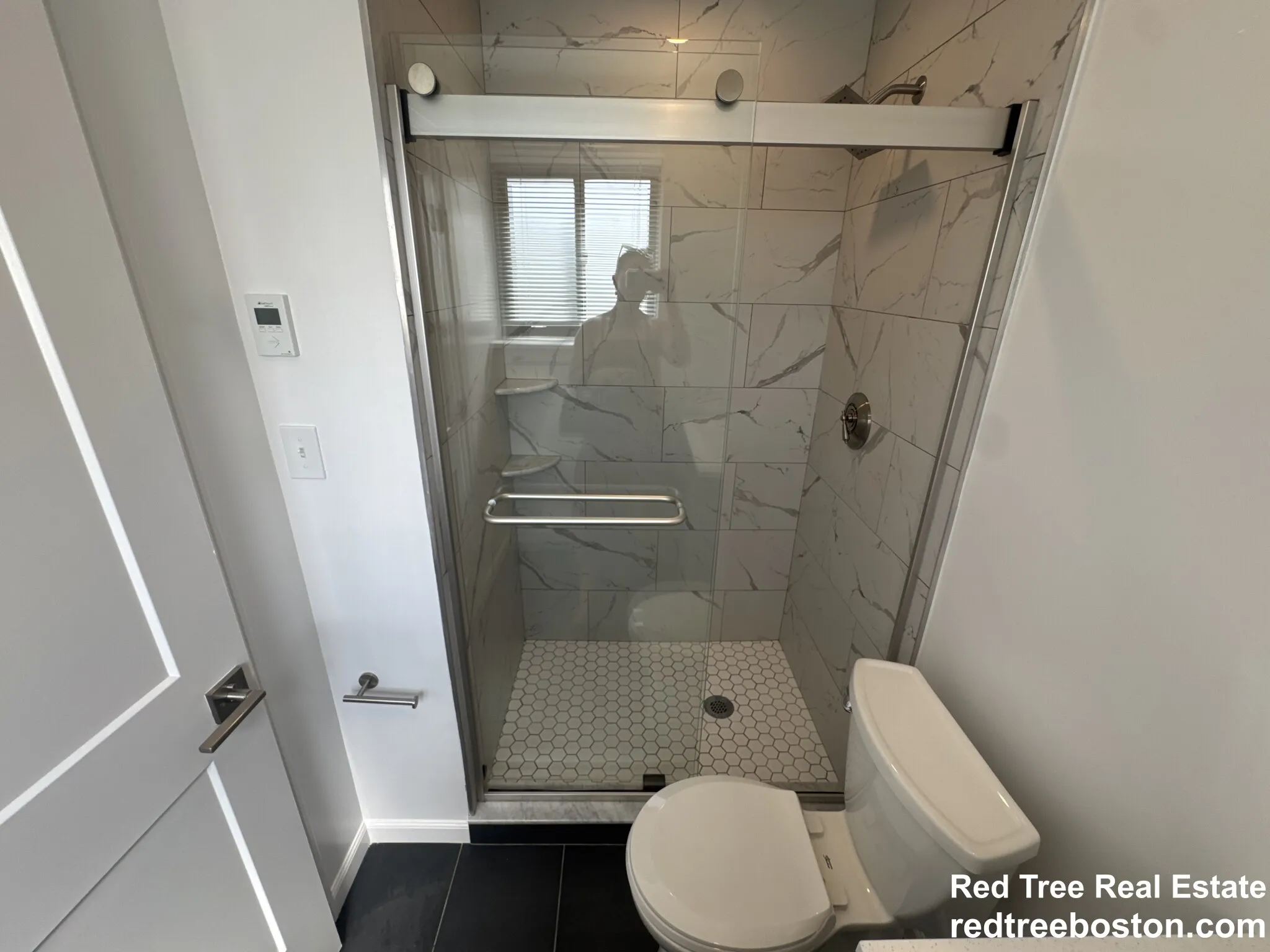 1 bed, 1 bath apartment for rent at 320 Hammond Pond Pkwa Unit 504, Chestnut Hill — photo 23 of 37