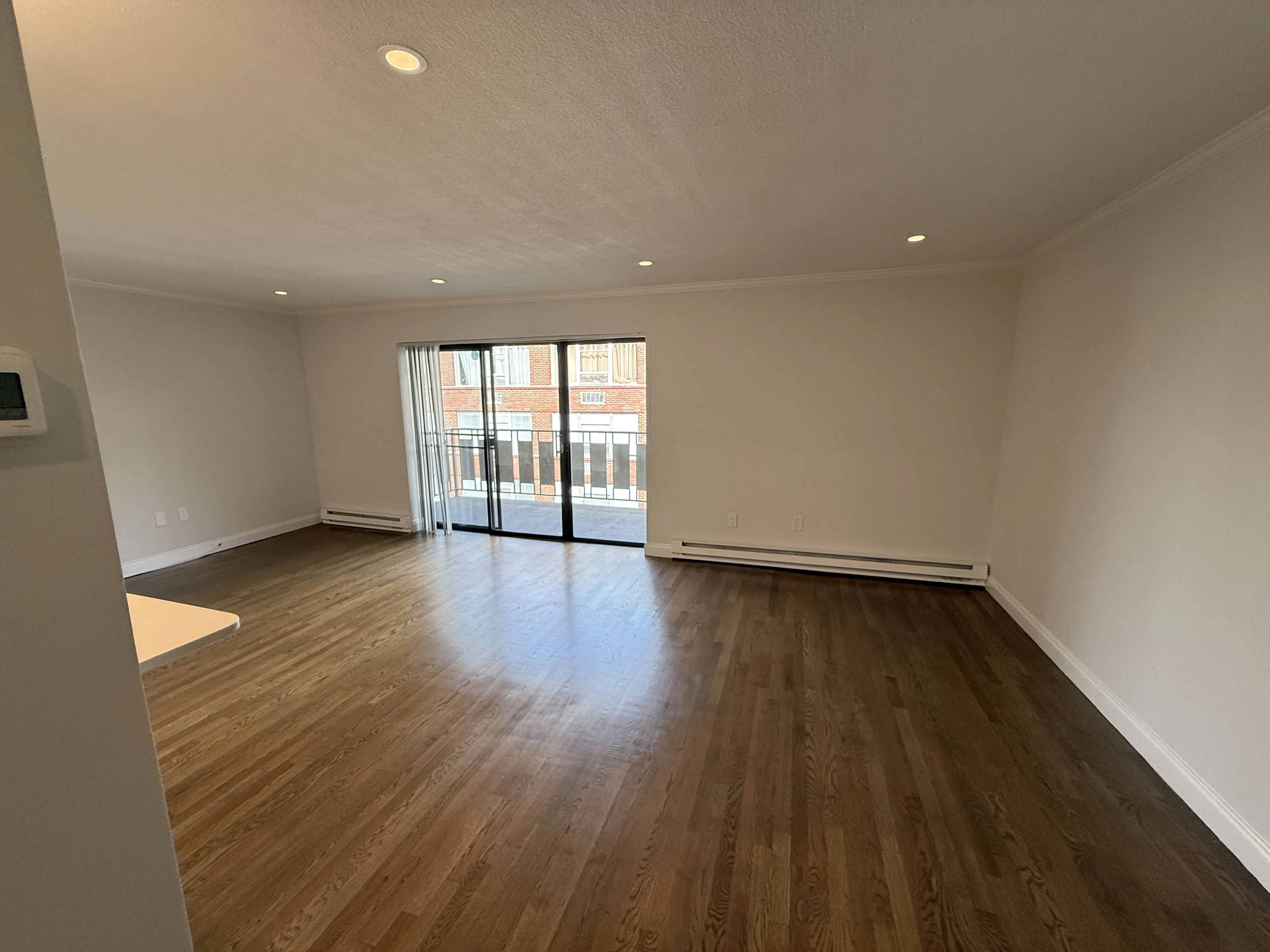 1 bed, 1.5 bath apartment for rent at 320 Hammond Pond Pkwa Unit 504R, Chestnut Hill — photo 7 of 19