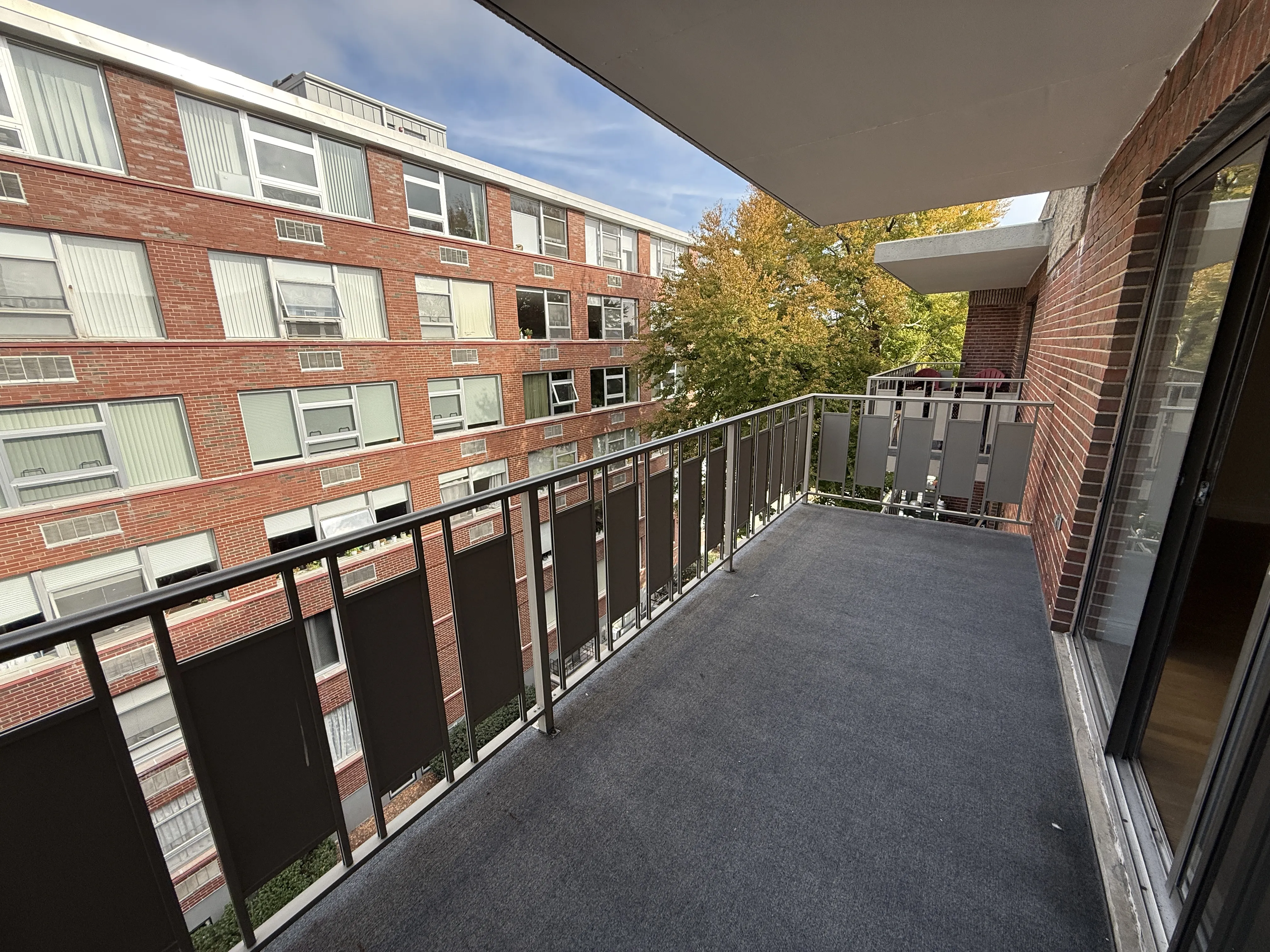 1 bed, 1.5 bath apartment for rent at 320 Hammond Pond Pkwa Unit 504R, Chestnut Hill — photo 10 of 19