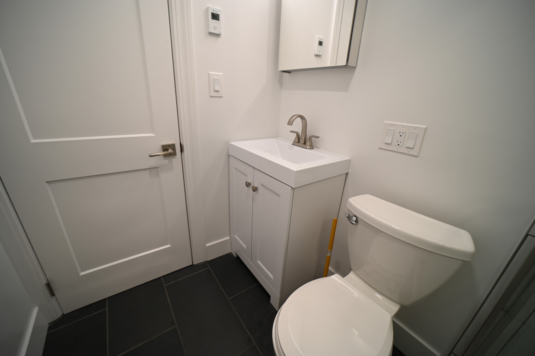 Studio bed, 1 bath apartment for rent at 320 Hammond Pond Pkwy Unit 103, Chestnut Hill — photo 8 of 15