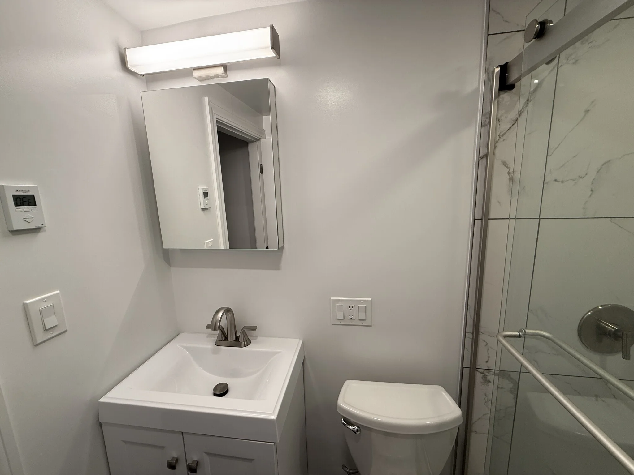 Studio bed, 1 bath apartment for rent at 320 Hammond Pond Pkwy Unit 103R, Chestnut Hill — photo 11 of 14