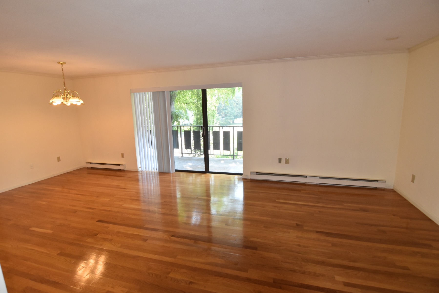 2 bed, 2 bath apartment for rent at 320 Hammond Pond Pkwy Unit 203, Chestnut Hill