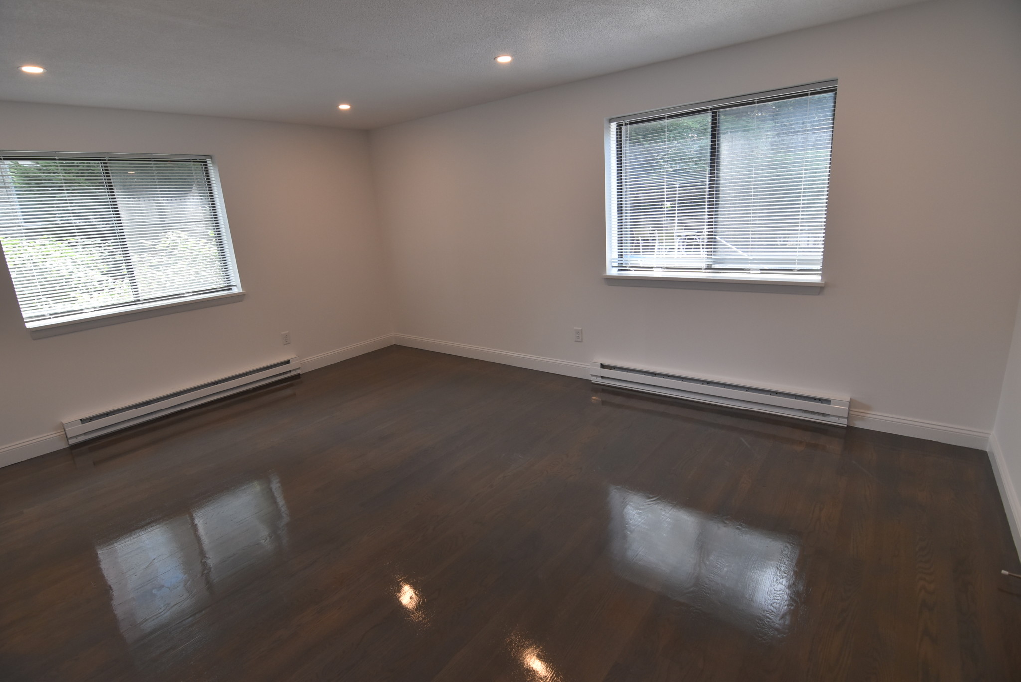 1 bed, 1 bath apartment for rent at 320 Hammond Pond Pkwy Unit 504, Chestnut Hill — photo 6 of 17