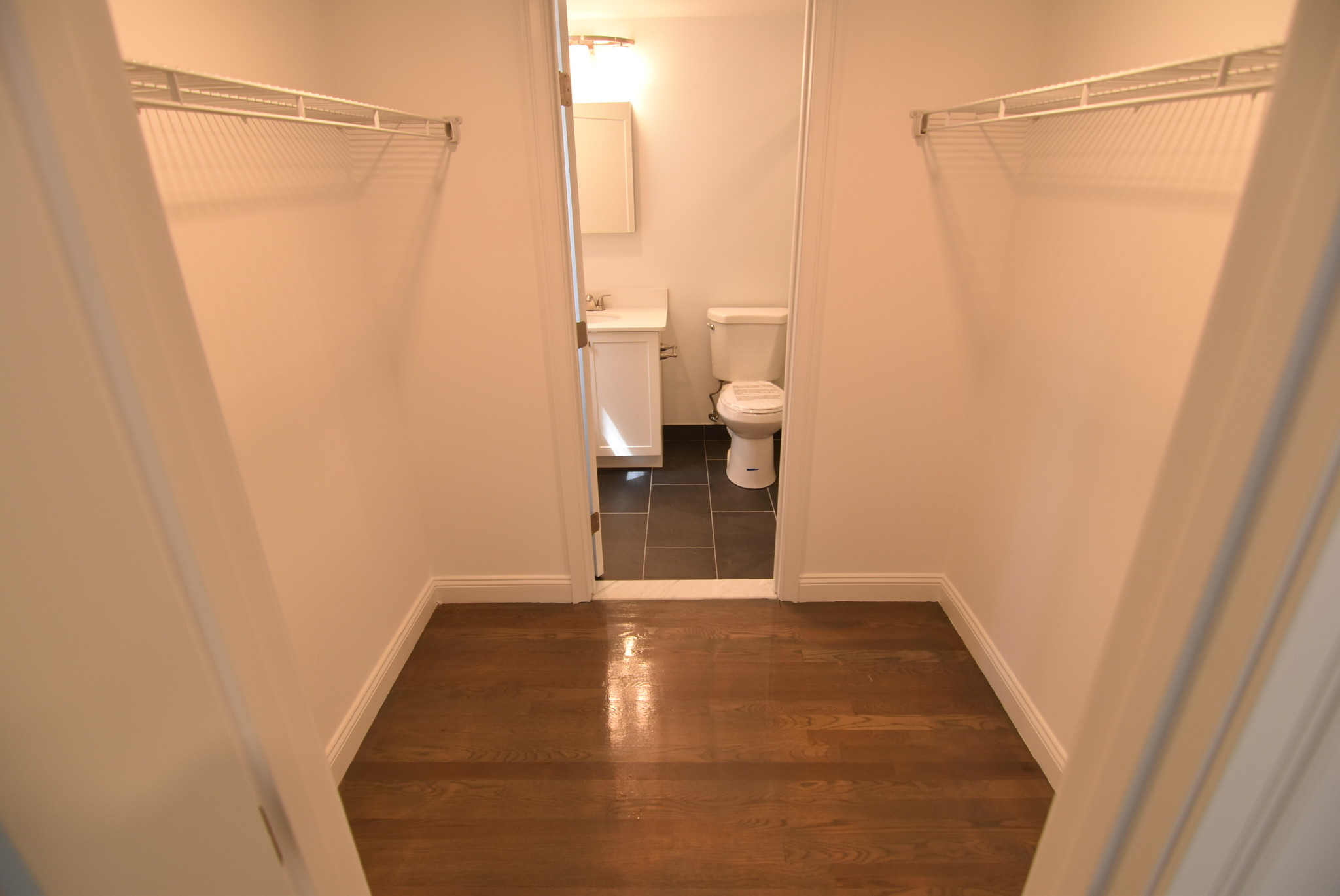 1 bed, 1 bath apartment for rent at 320 Hammond Pond Pkwy Unit 504, Chestnut Hill — photo 7 of 17