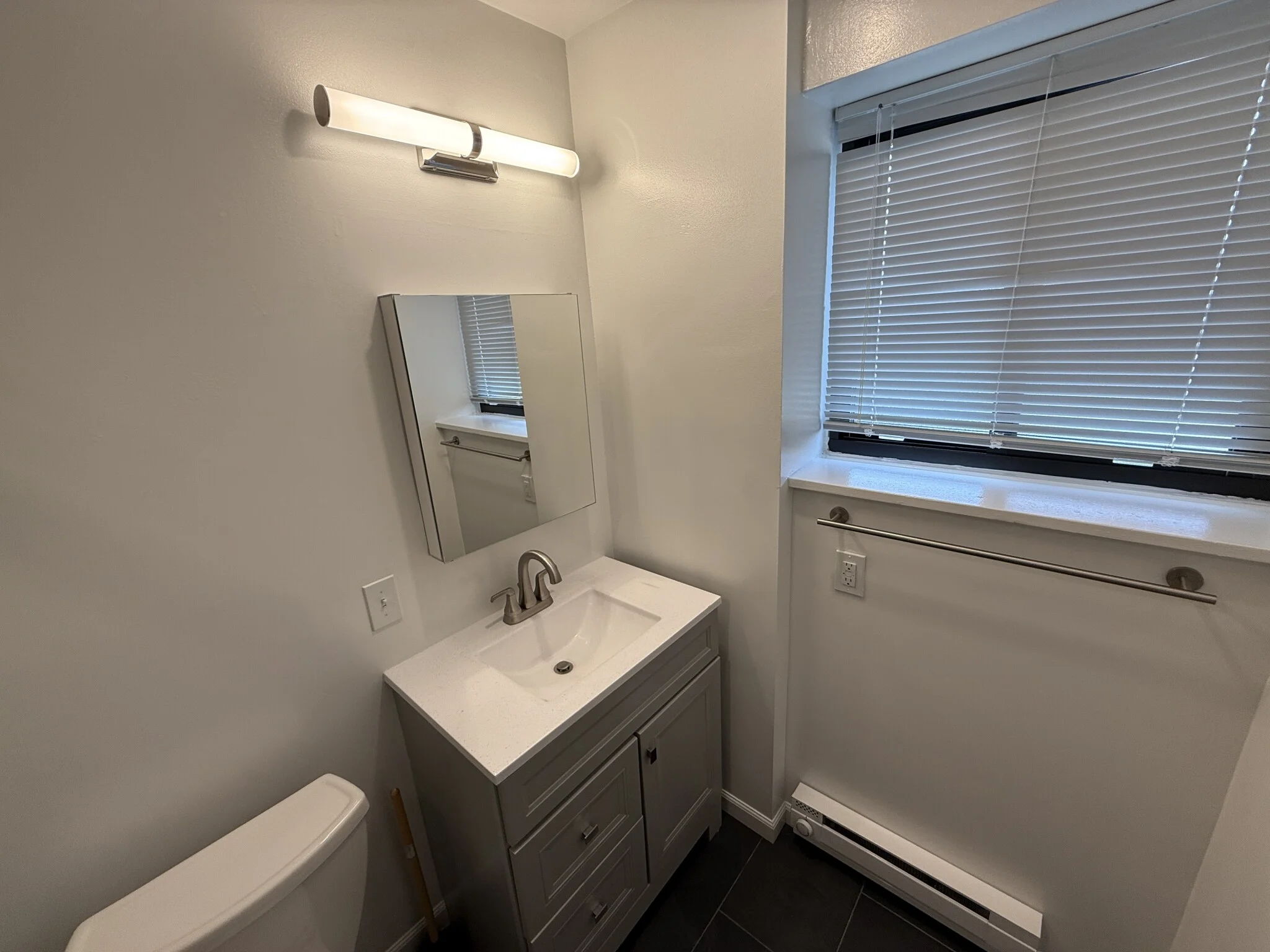 1 bed, 1.5 bath apartment for rent at 320 Hammond Pond Pkwy Unit 504R, Chestnut Hill — photo 18 of 19
