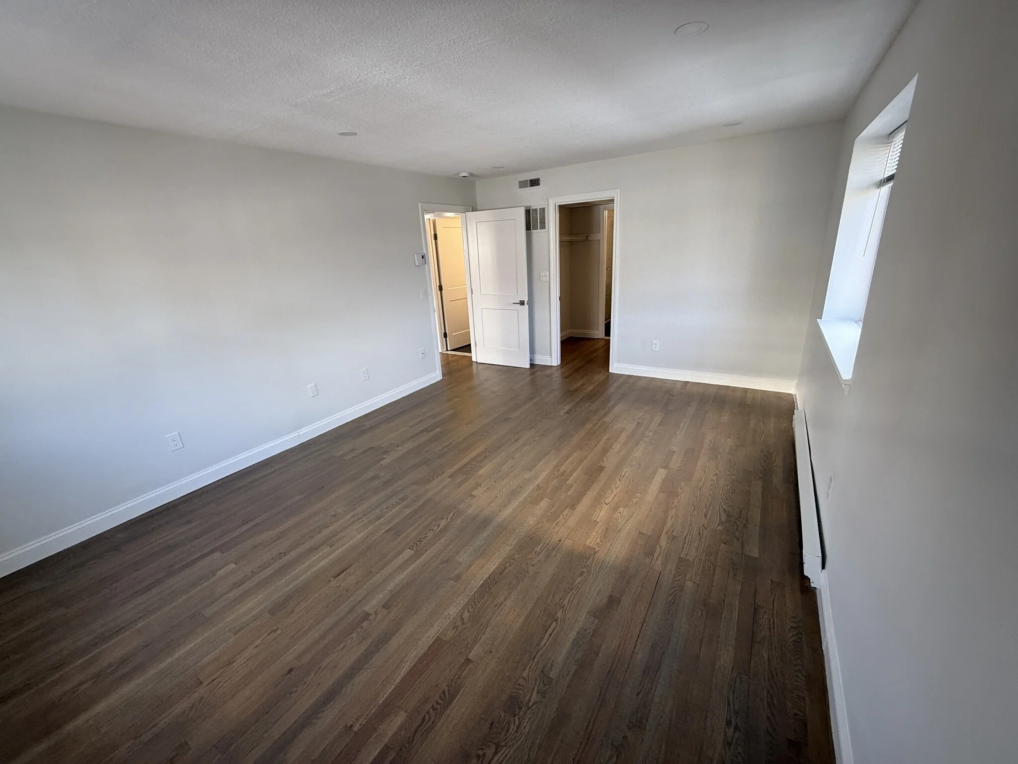 1 bed, 1.5 bath apartment for rent at 320 Hammond Pond Pkwy Unit 504R, Chestnut Hill — photo 15 of 19
