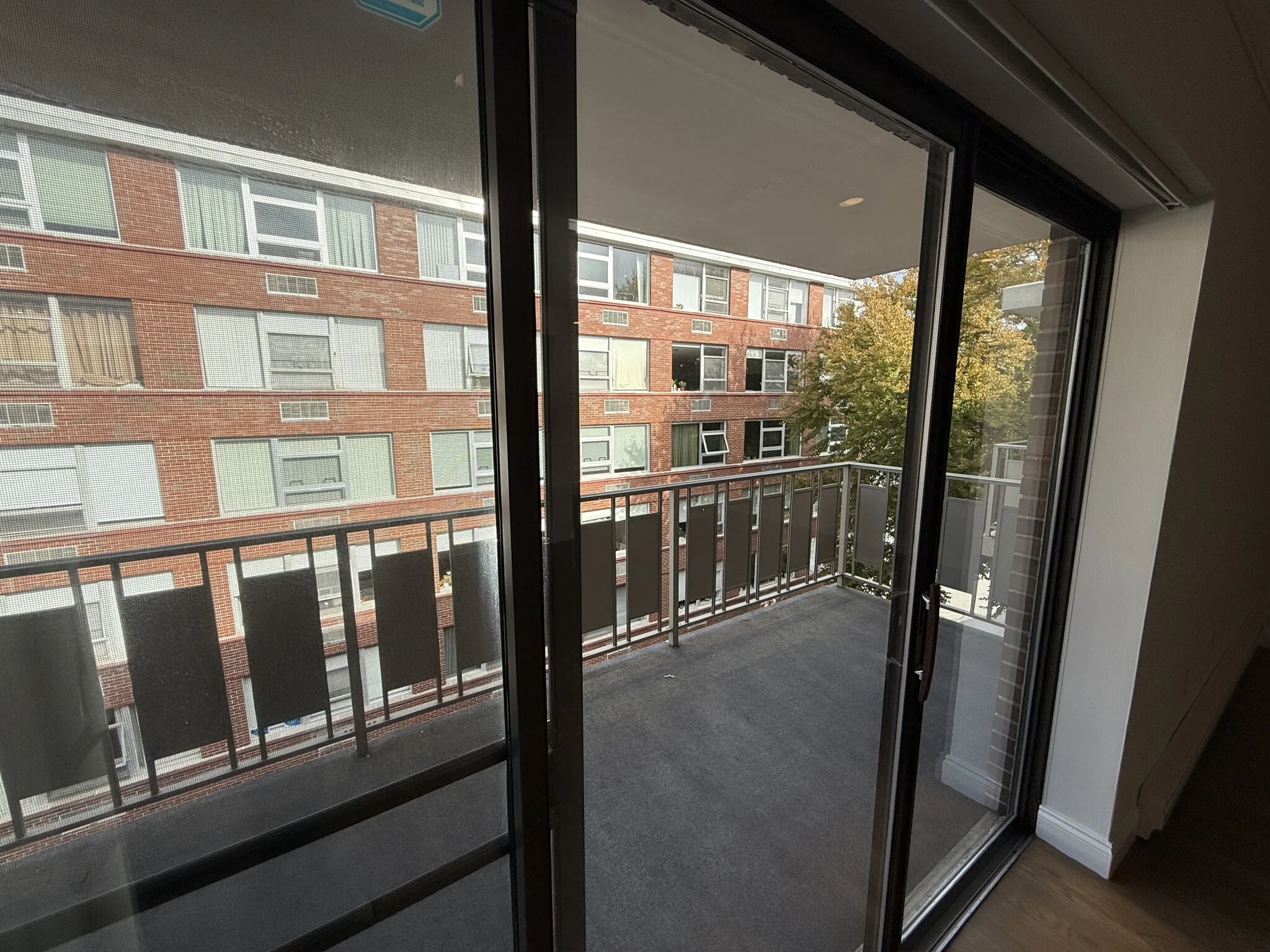 1 bed, 1.5 bath apartment for rent at 320 Hammond Pond Pkwy Unit 504R, Chestnut Hill — photo 8 of 19