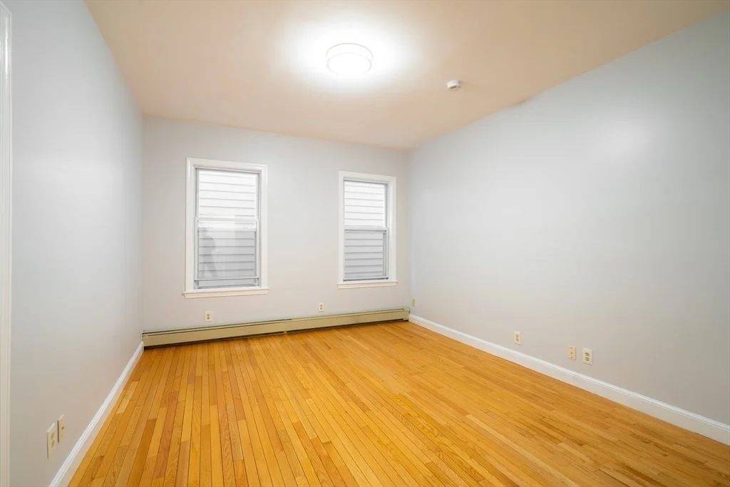 2 bed, 1 bath apartment for rent at 320 Hurley St Unit Unit 1, Kendall Square — photo 4 of 10