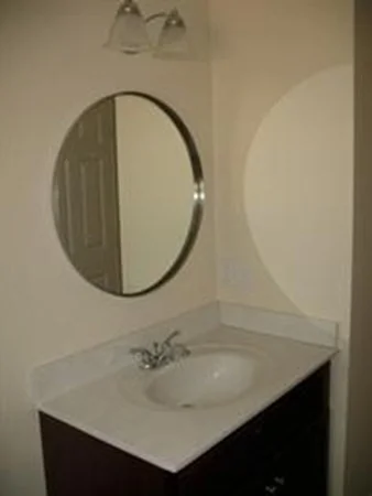 2 bed, 1 bath apartment for rent at 320 Laurel St Unit 320, Bridgewater — photo 7 of 9