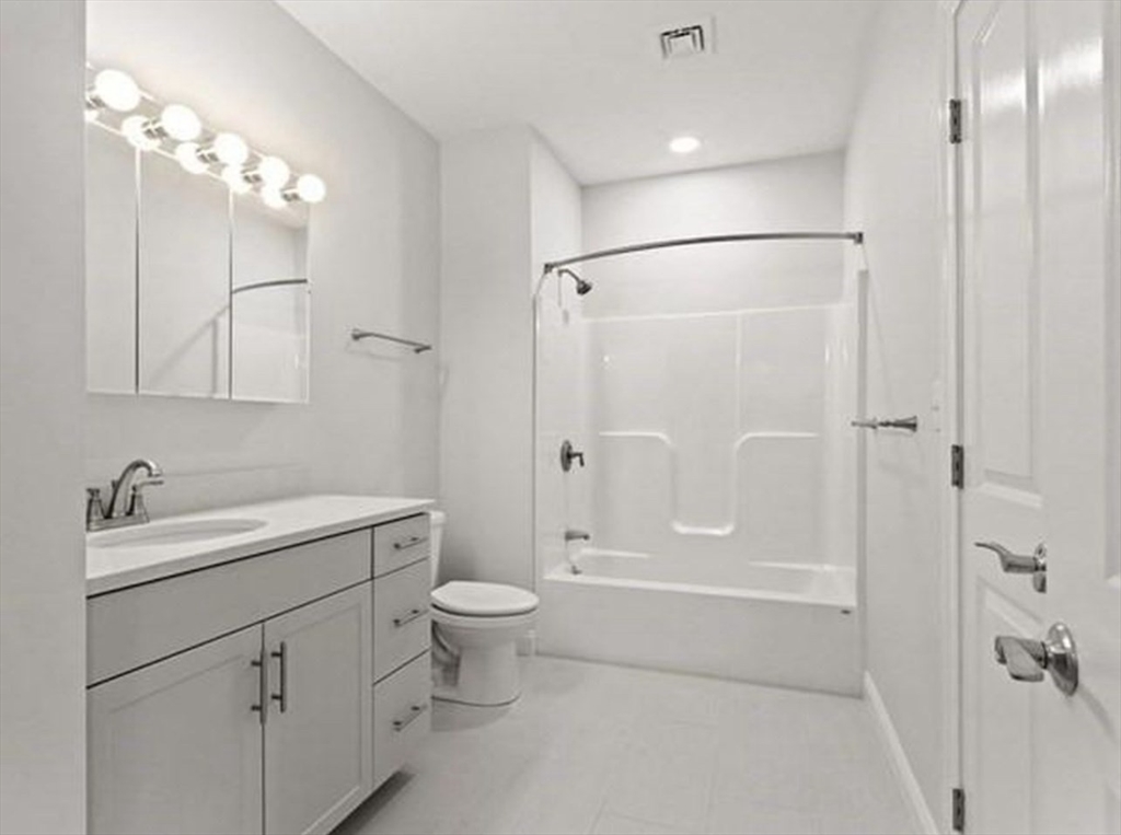 2 bed, 2 bath apartment for rent at 320 Middlesex Ave Unit A102, Medford — photo 14 of 20