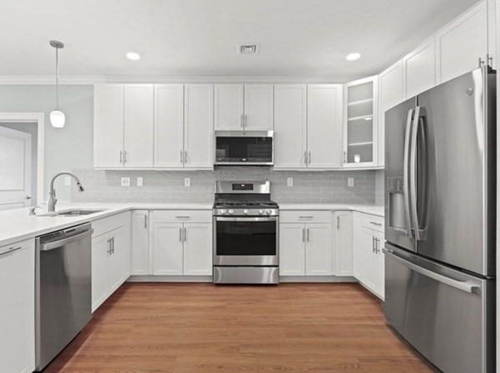 2 bed, 2 bath apartment for rent at 320 Middlesex Ave Unit A102, Medford — photo 5 of 20