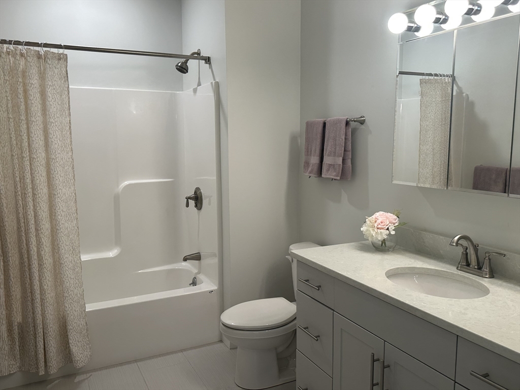 2 bed, 2 bath apartment for rent at 320 Middlesex Ave Unit A301, Wellington — photo 12 of 13