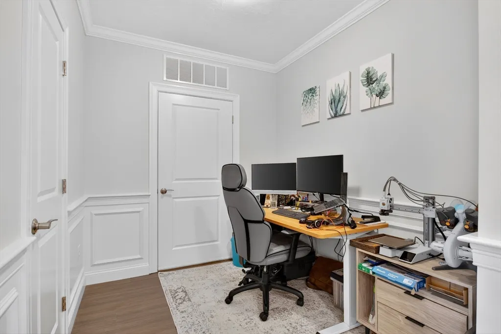 1 bed, 1 bath apartment for rent at 320 Middlesex Ave Unit B203, Wellington — photo 10 of 22