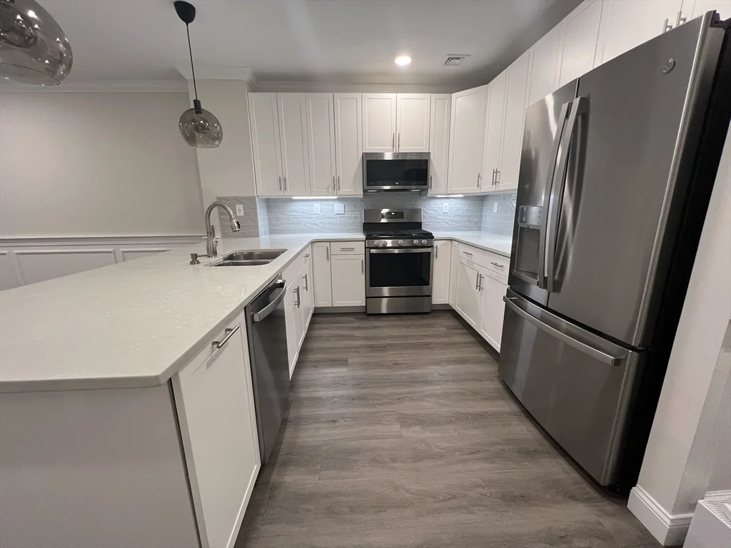 1 bed, 1 bath apartment for rent at 320 Middlesex Ave Unit C204, Medford — photo 2 of 19
