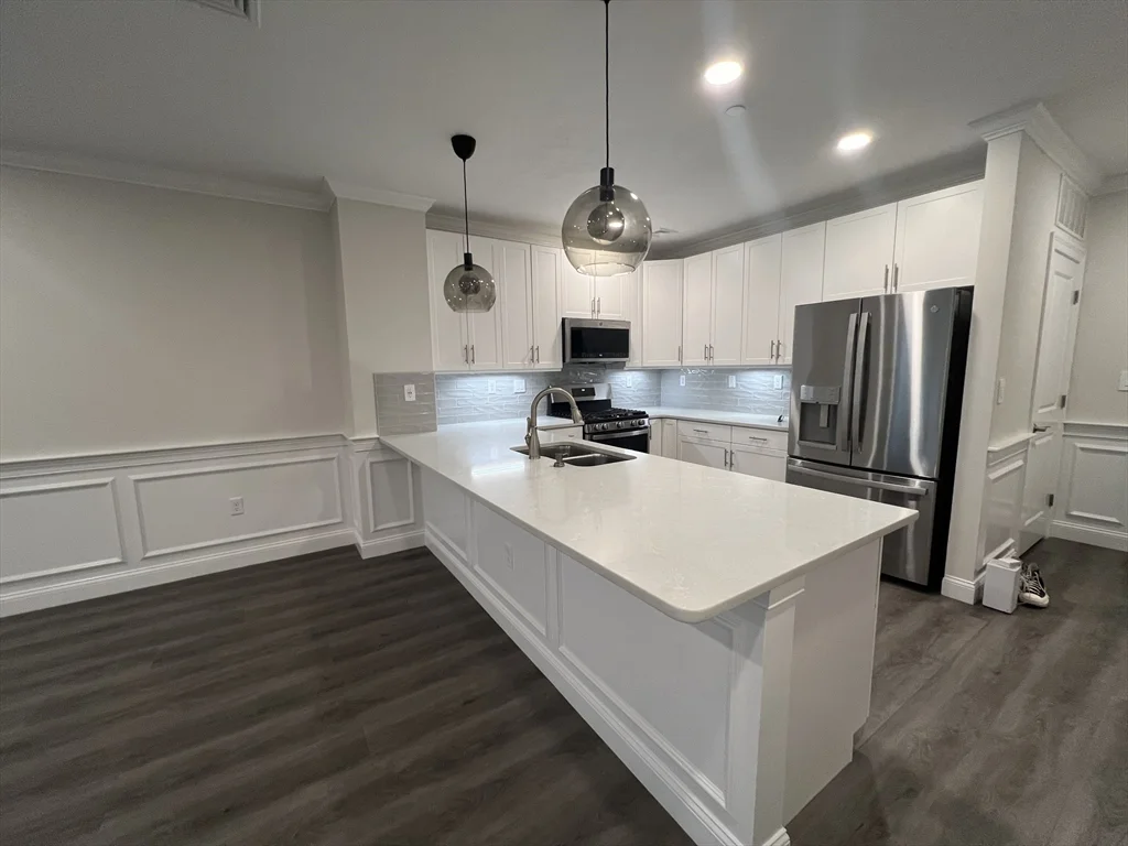 1 bed, 1 bath apartment for rent at 320 Middlesex Ave Unit C204, Medford — photo 3 of 19