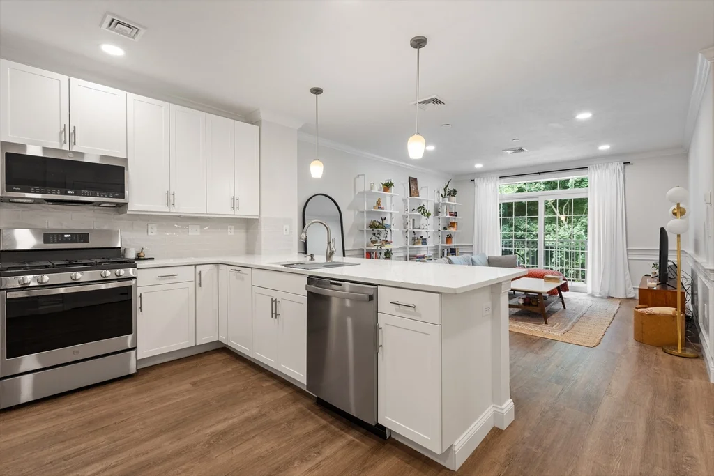 1 bed, 1 bath apartment for rent at 320 Middlesex Ave Unit C206, Medford
