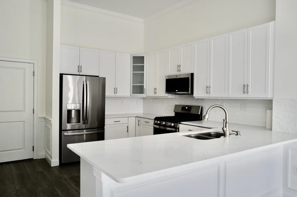 2 bed, 2 bath apartment for rent at 320 Middlesex Ave Unit C408, Medford — photo 5 of 13
