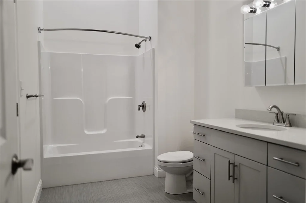 2 bed, 2 bath apartment for rent at 320 Middlesex Ave Unit C408, Medford — photo 11 of 13