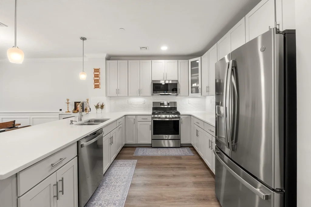 1 bed, 1 bath apartment for rent at 320 Middlesex Ave Unit D105, Wellington — photo 3 of 42