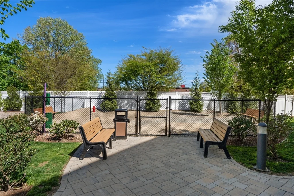 1 bed, 1 bath apartment for rent at 320 Middlesex Ave Unit D105, Wellington — photo 39 of 42