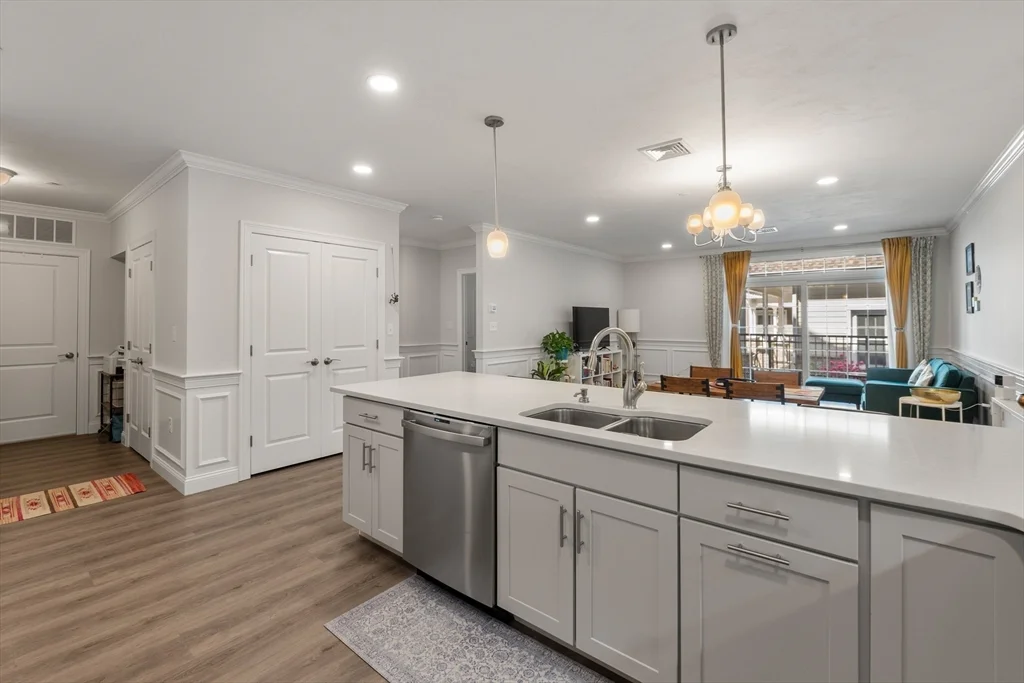 1 bed, 1 bath apartment for rent at 320 Middlesex Ave Unit D105, Wellington — photo 4 of 42