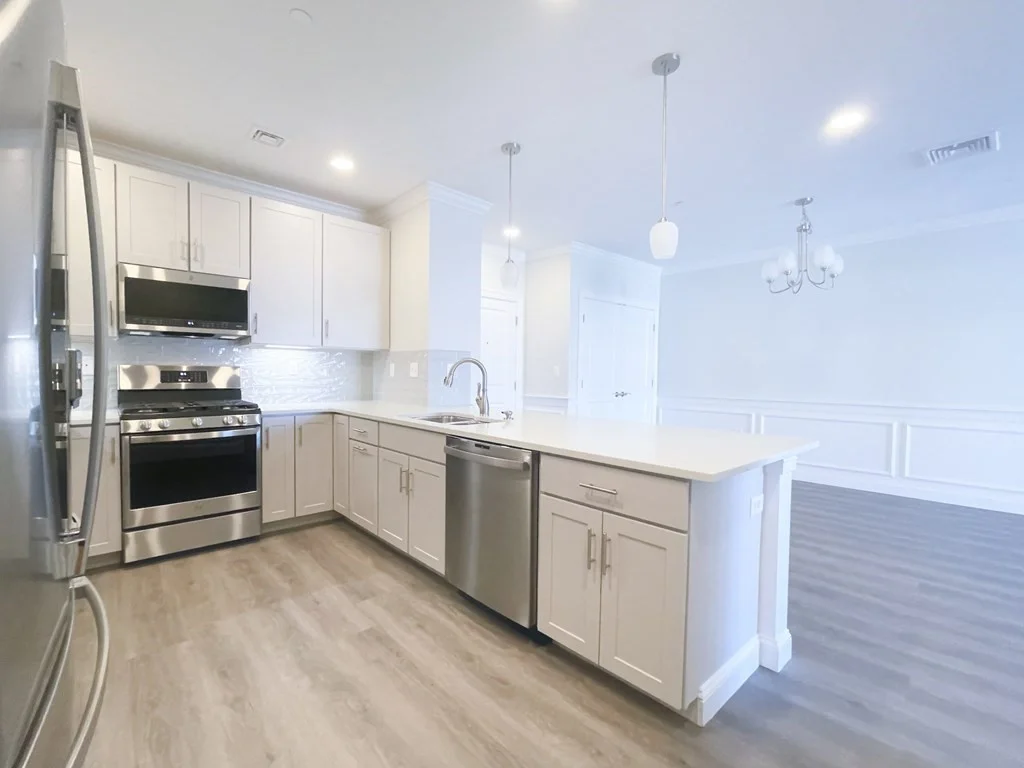 2 bed, 2 bath apartment for rent at 320 Middlesex Ave Unit D305, Wellington — photo 4 of 22