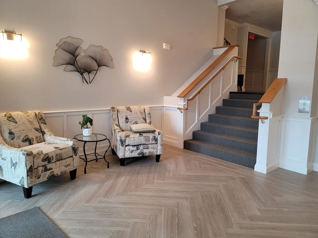 1 bed, 1 bath apartment for rent at 320 Middlesex Unit B303, Wellington — photo 6 of 36