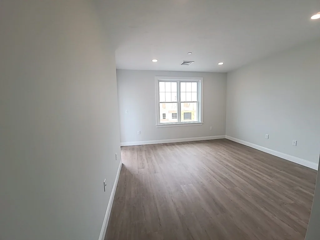 1 bed, 1 bath apartment for rent at 320 Middlesex Unit B303, Wellington — photo 31 of 36