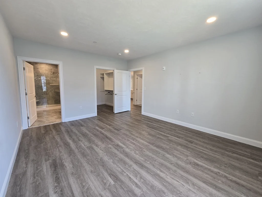 2 bed, 2 bath apartment for rent at 320 Middlesex Unit B305, Wellington — photo 8 of 40