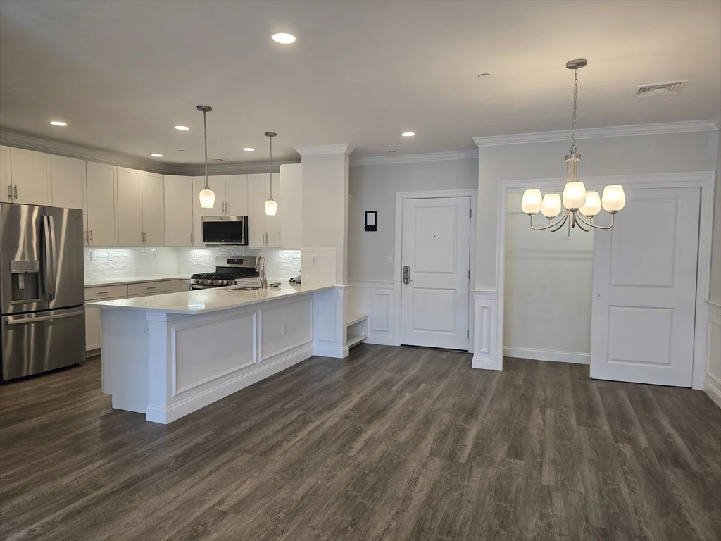 2 bed, 2 bath apartment for rent at 320 Middlesex Unit B305, Wellington — photo 5 of 40