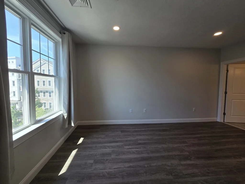 2 bed, 2 bath apartment for rent at 320 Middlesex Unit B305, Wellington — photo 7 of 40