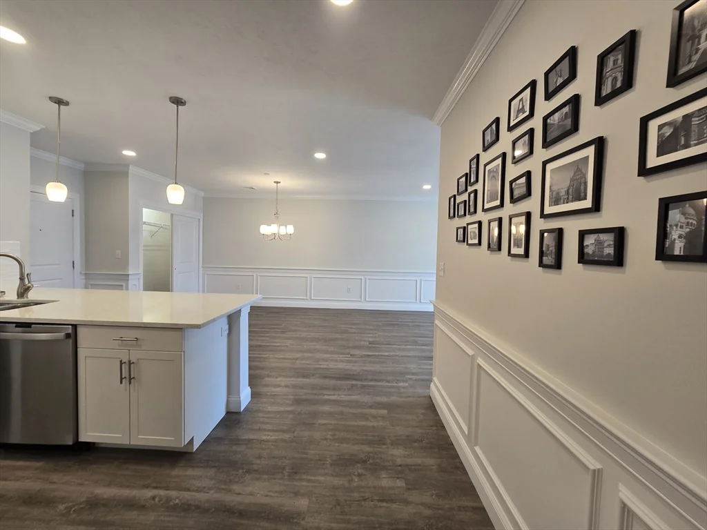 2 bed, 2 bath apartment for rent at 320 Middlesex Unit B305, Wellington — photo 4 of 40