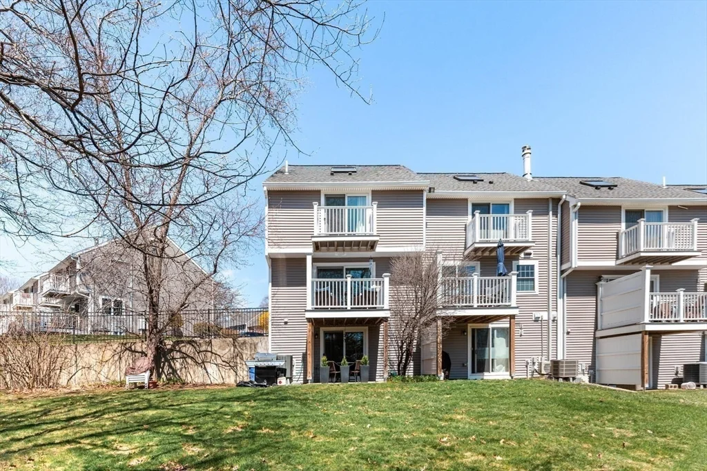 3 bed, 1 bath apartment for rent at 320 Newbury St Unit 507, Danvers — photo 26 of 30