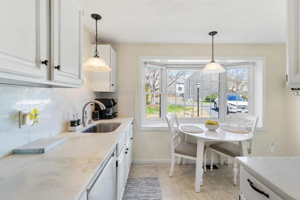 3 bed, 1 bath apartment for rent at 320 Newbury St Unit 507, Danvers — photo 7 of 30