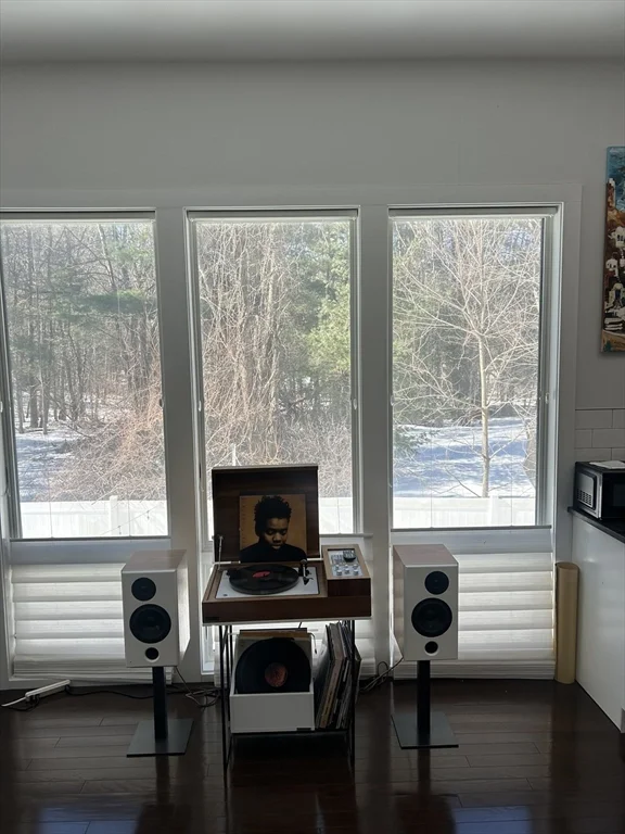 4 bed, 4+ bath apartment for rent at 320 Norwood St, Sharon — photo 9 of 19