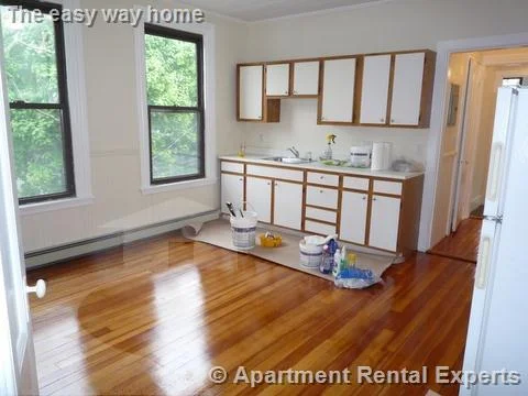 3 bed, 1 bath apartment for rent at 320 Somerville Ave Unit 23, Union Square — photo 5 of 13