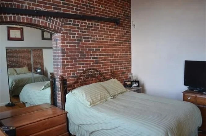 1 bed, 1 bath apartment for rent at 320 W 2nd St Unit 411, South Boston — photo 6 of 8