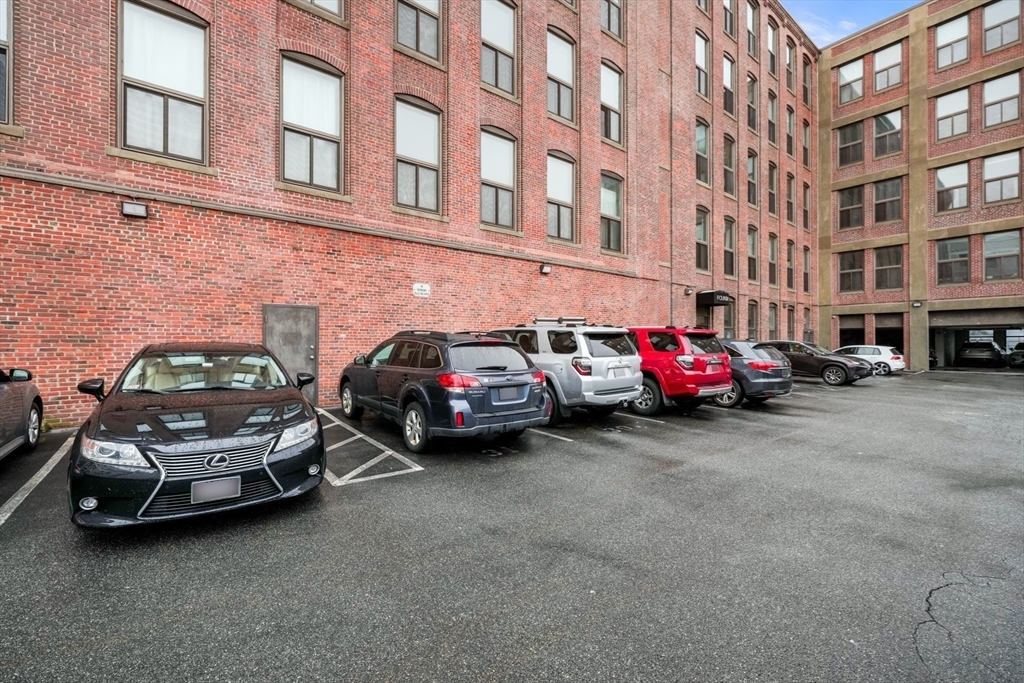2 bed, 1 bath apartment for rent at 320 W 2nd Unit 205, South Boston — photo 14 of 18