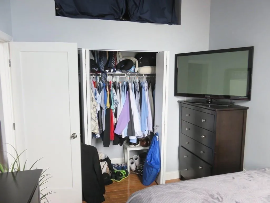 1 bed, 1 bath apartment for rent at 320 W 2nd Unit 504, South Boston — photo 6 of 7