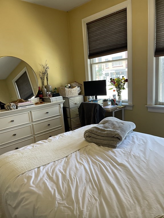2 bed, 1 bath apartment for rent at 320 W Broadway Unit 1, South Boston — photo 10 of 15