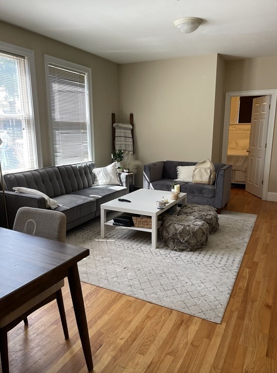 2 bed, 1 bath apartment for rent at 320 W Broadway Unit 1, South Boston — photo 4 of 15