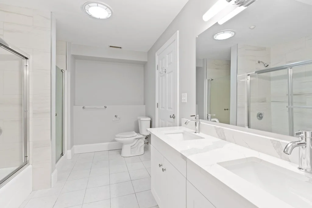3 bed, 1 bath apartment for rent at 320 W Broadway Unit 2, South Boston — photo 15 of 17